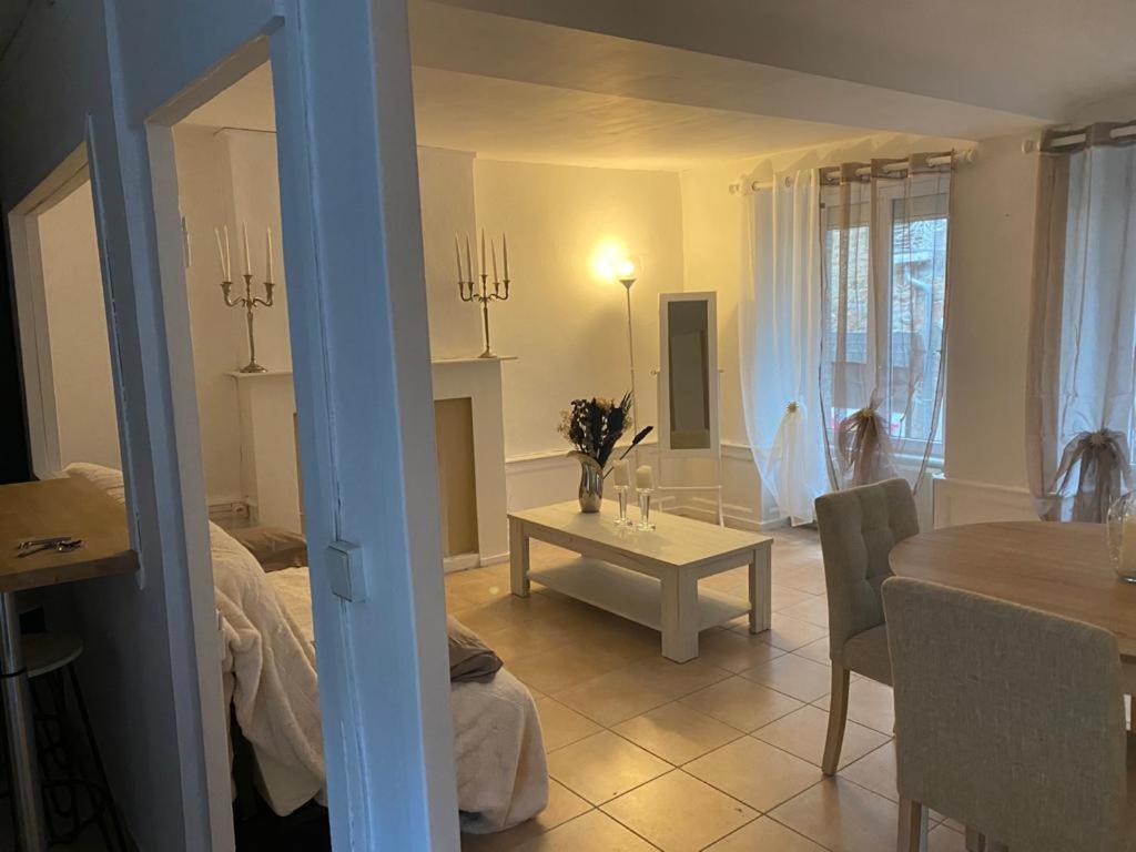La Reine Apartman Avranches Kültér fotó